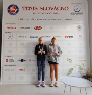 TURNAJ STARŠÍCH ŽÁKŮ A ŽÁKYŇ NA SLOVÁCKU