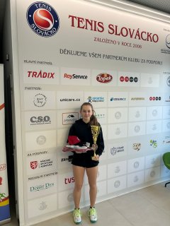 VIŠŇOVSKÁ TRIUMFOVALA NA SLOVÁCKU